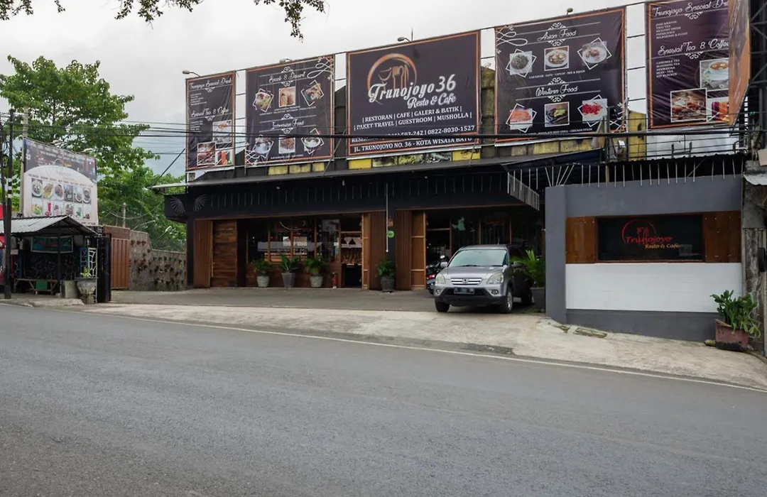 RedDoorz Plus near Balai Kota Batu 2-1
